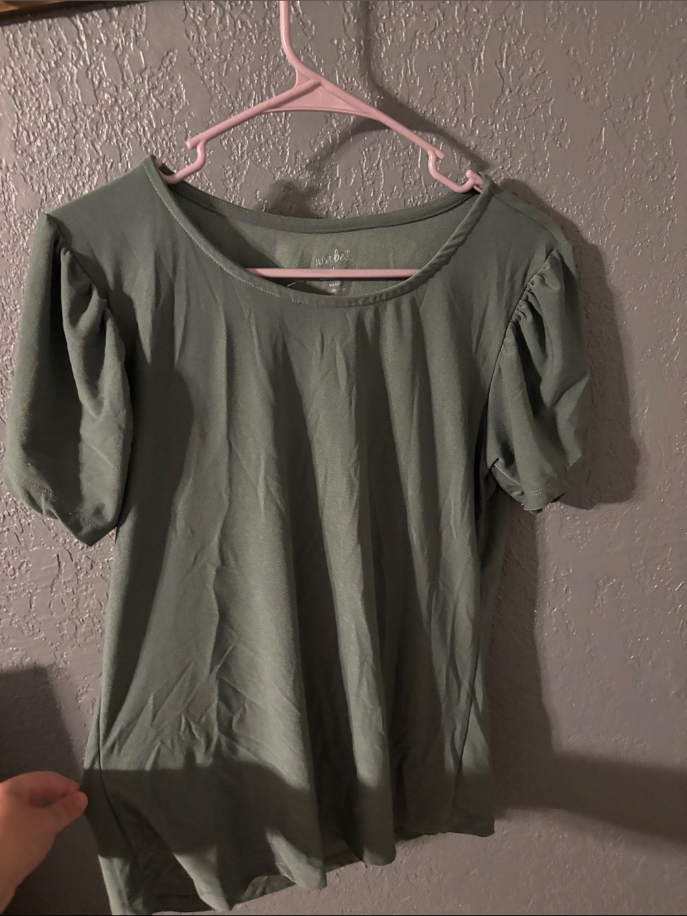 Womens size L just be Puff-Sleeve Top in Sage Green